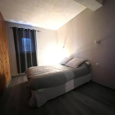 Le Cocon Des Nestes Сasa de vacaciones Arreau